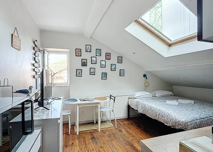 Avenue De La République - A