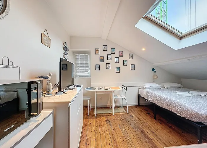 Avenue De La Republique - A Apartment